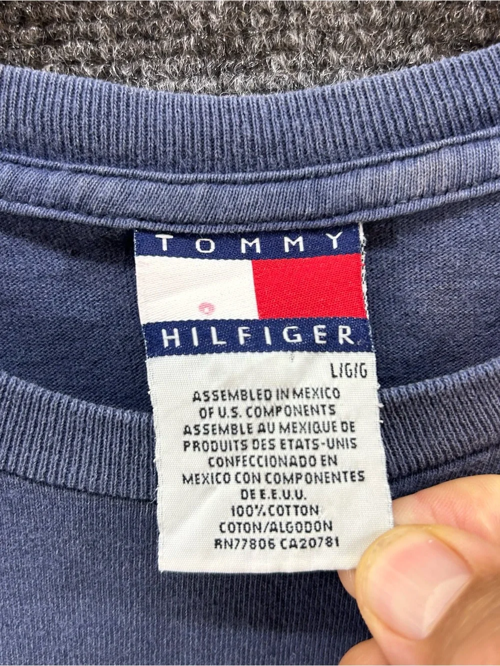 Vintage Tommy Hilfiger Shirt Mens Large Navy Blue Bait & Tackle Fishing 90s Boxy